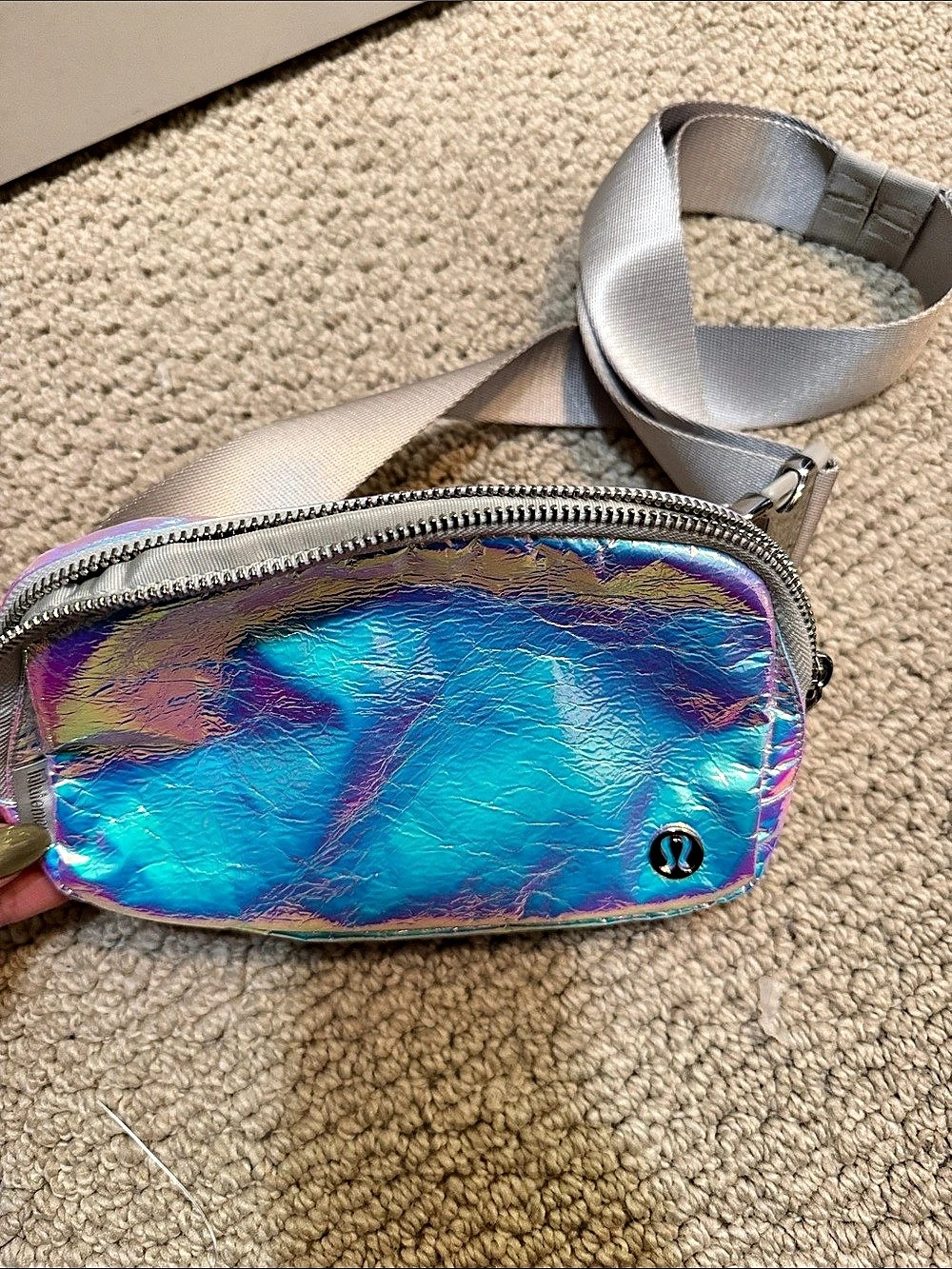 lululemon Everywhere Belt Bag 1L *Iridescent Blue & Purple